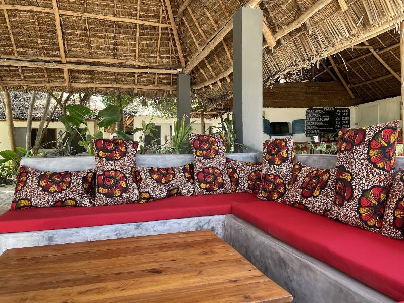 Blue Reef Sport and Fishing Lodge & Bungalows image
