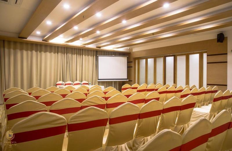 Kpm Tripenta Hotel image