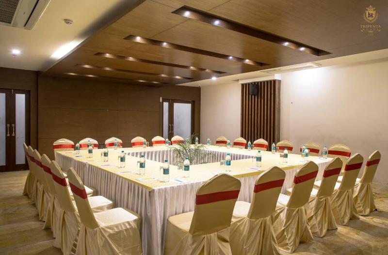 Kpm Tripenta Hotel image