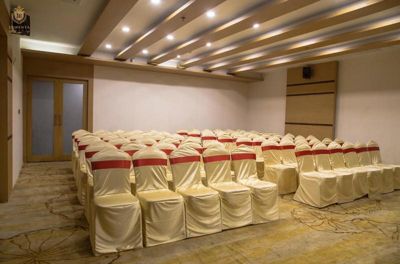 Kpm Tripenta Hotel image