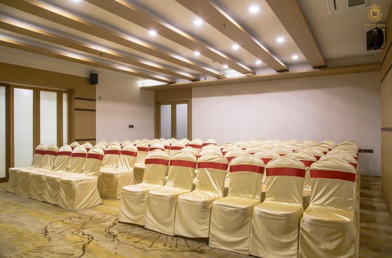 Kpm Tripenta Hotel image