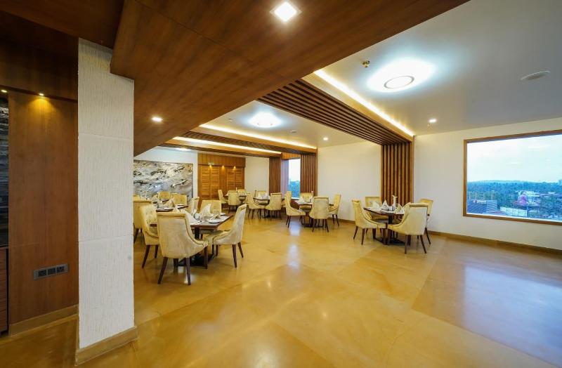 Kpm Tripenta Hotel image