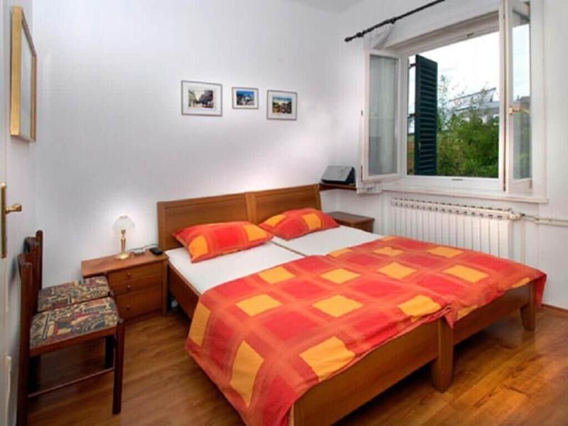 Angela Classic Rooms image