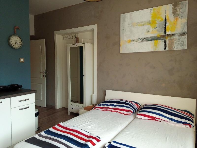 Angela Classic Rooms image