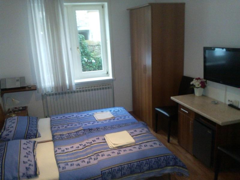 Angela Classic Rooms image