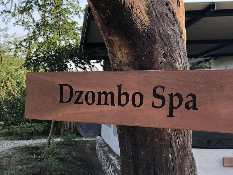 Kambaku River Lodge image