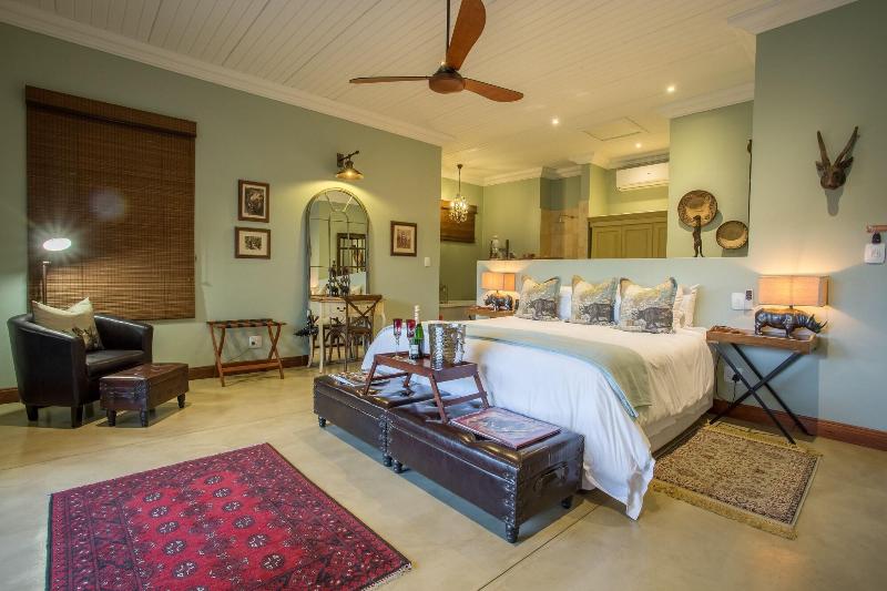 Kambaku River Lodge image