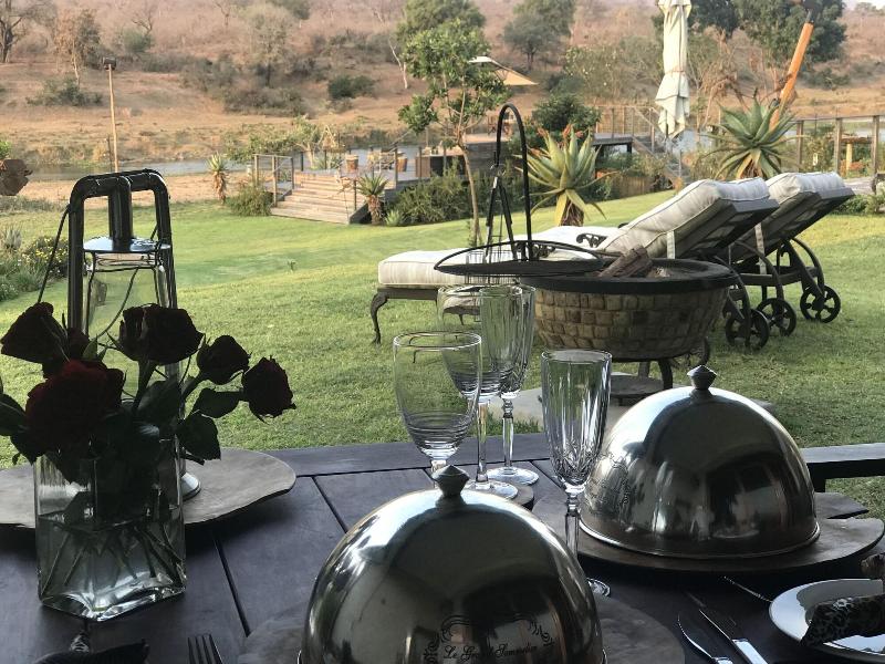 Kambaku River Lodge image