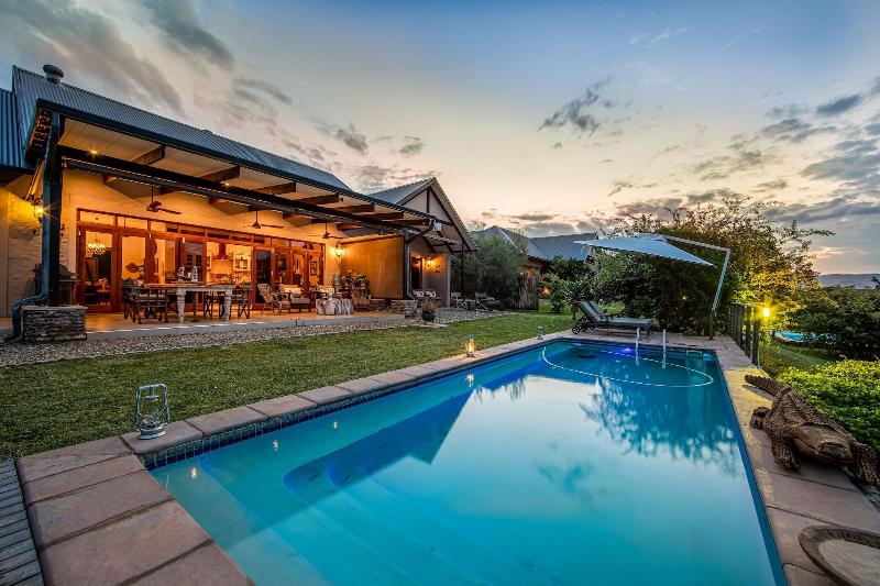 Kambaku River Lodge image
