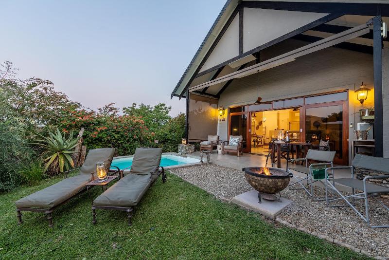 Kambaku River Lodge image