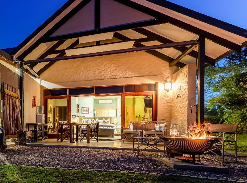 Kambaku River Lodge image