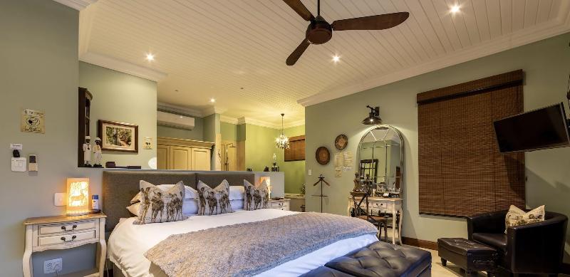 Kambaku River Lodge image