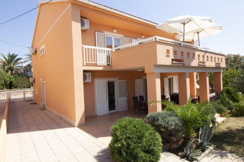 Studios & Rooms Fiesta image