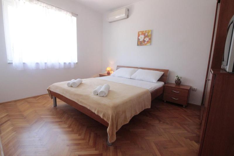 Studios & Rooms Fiesta image