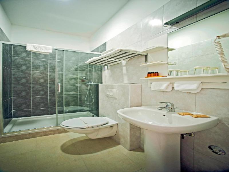 Valenti Rooms image