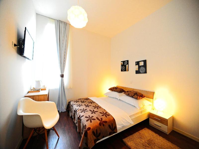 Valenti Rooms image