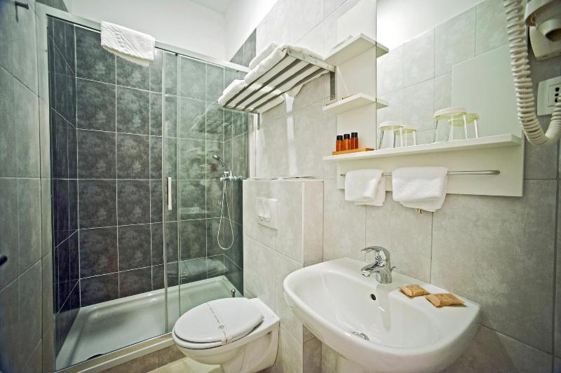 Valenti Rooms image