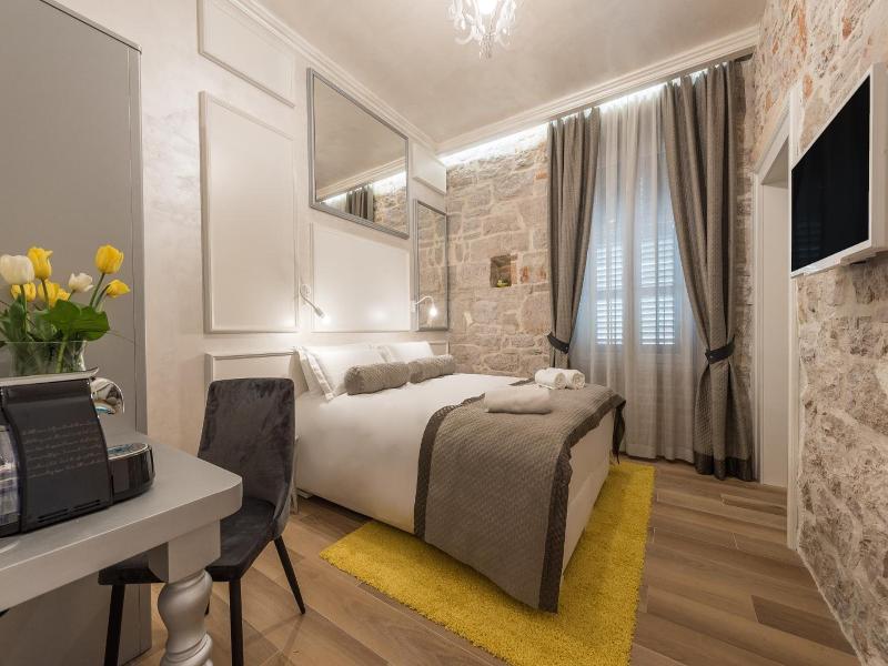 Zara Palace - Design Rooms image