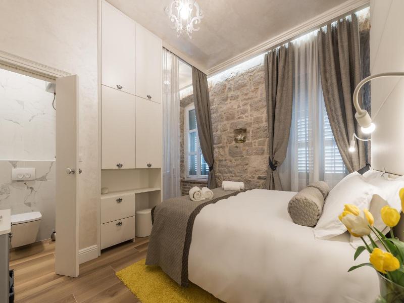 Zara Palace - Design Rooms image