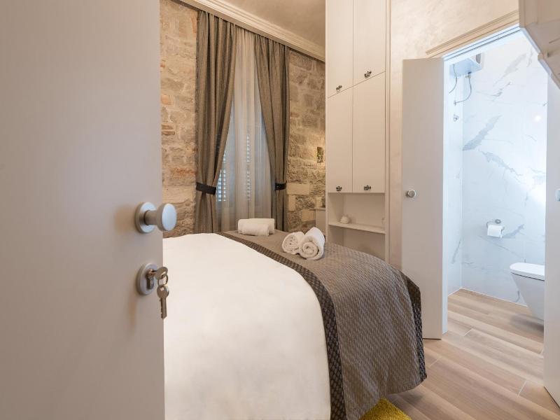 Zara Palace - Design Rooms image