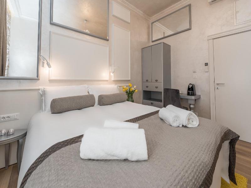 Zara Palace - Design Rooms image