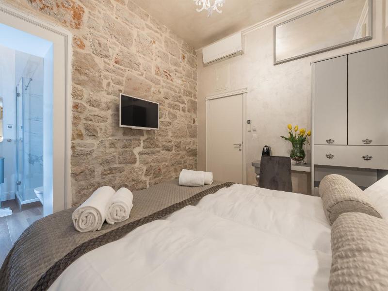 Zara Palace - Design Rooms image