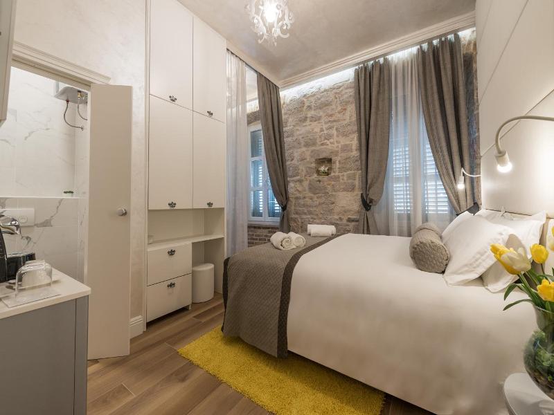 Zara Palace - Design Rooms image