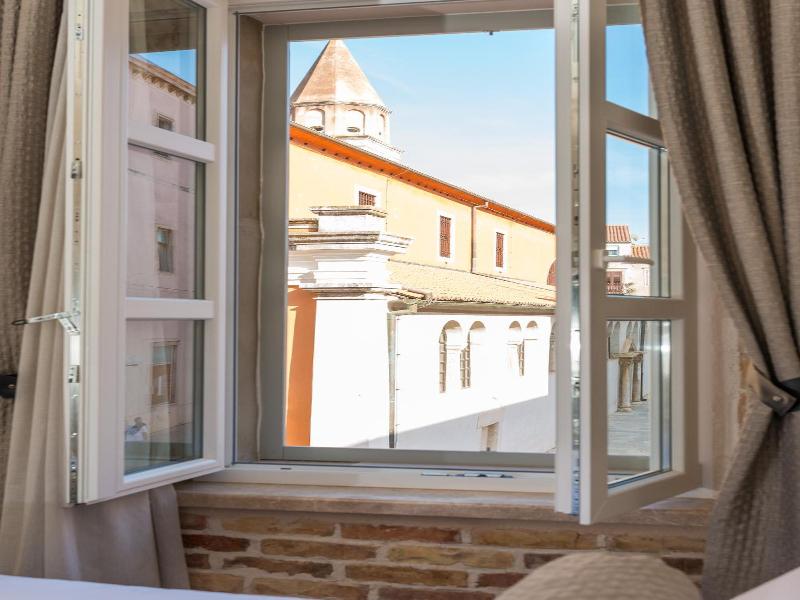 Zara Palace - Design Rooms image