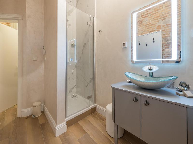 Zara Palace - Design Rooms image