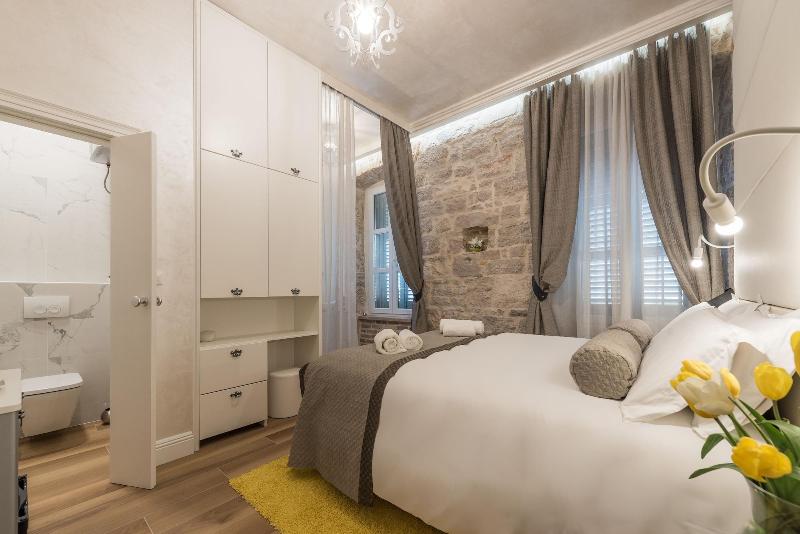 Zara Palace - Design Rooms image