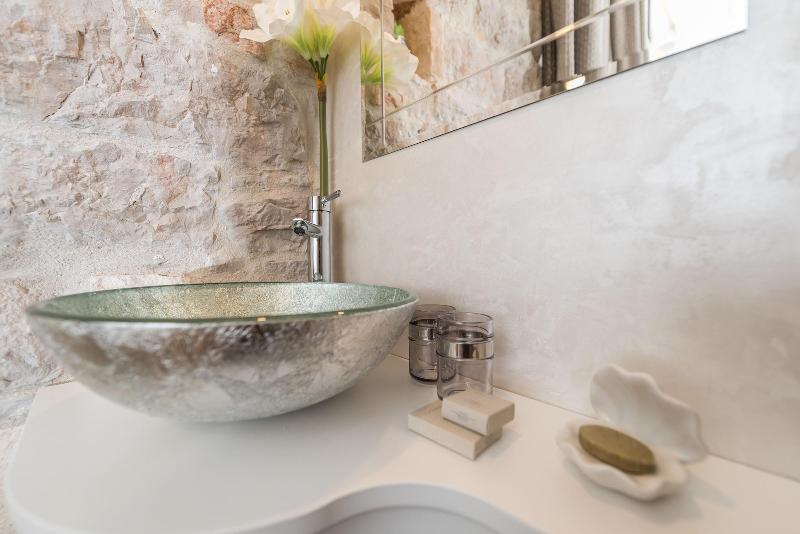 Zara Palace - Design Rooms image