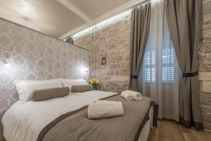 Zara Palace - Design Rooms image