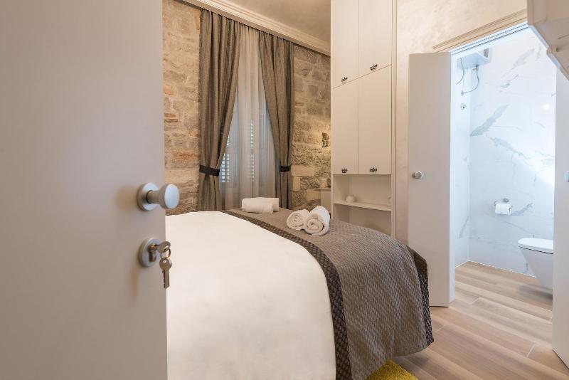 Zara Palace - Design Rooms image