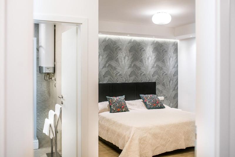 Dubrovnik Spectrum Rooms image