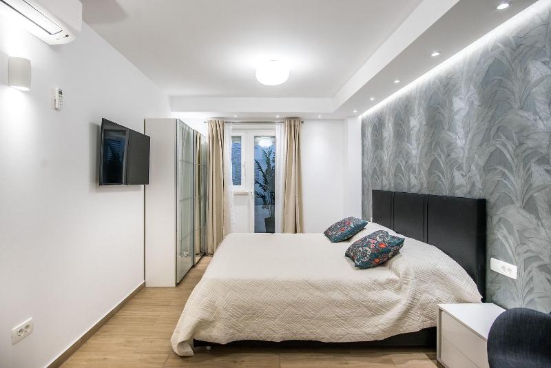 Dubrovnik Spectrum Rooms image