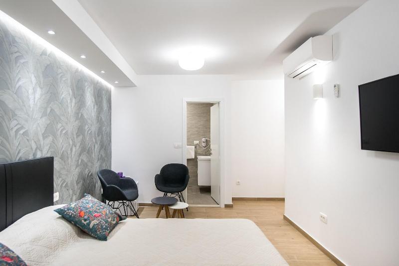 Dubrovnik Spectrum Rooms image