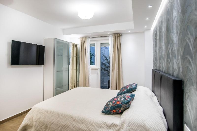 Dubrovnik Spectrum Rooms image