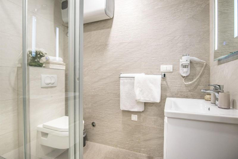 Dubrovnik Spectrum Rooms image