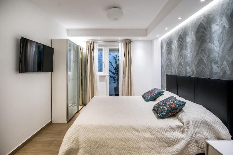 Dubrovnik Spectrum Rooms image