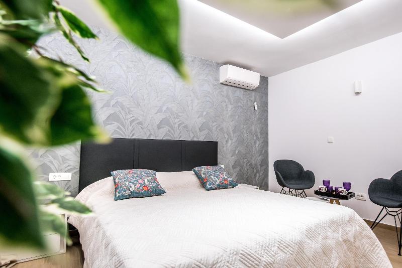 Dubrovnik Spectrum Rooms image