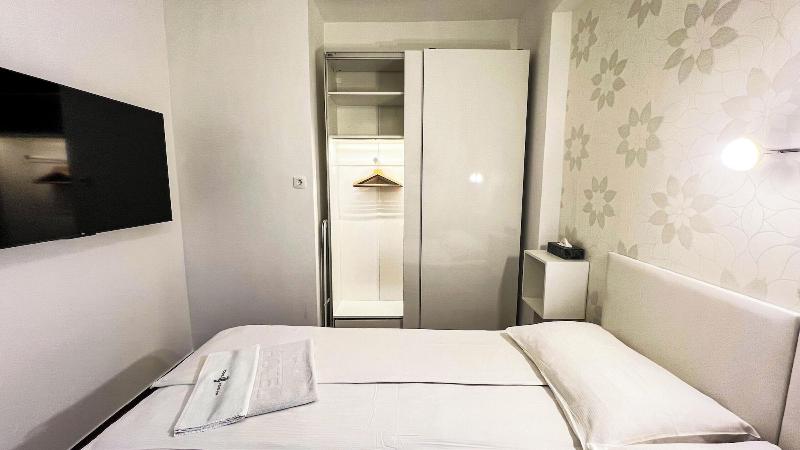 Rooms Koblar image