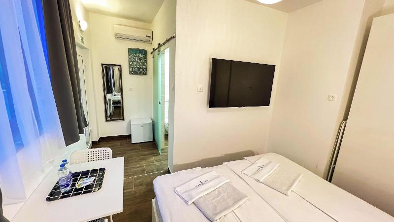 Rooms Koblar image