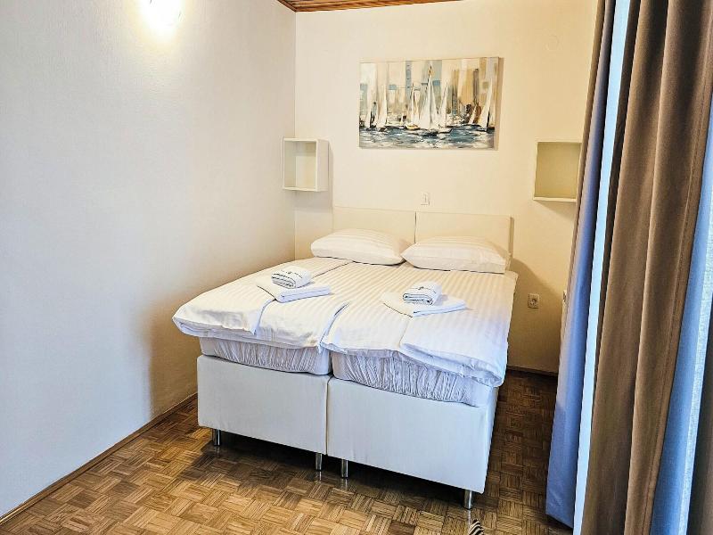 Rooms Koblar image