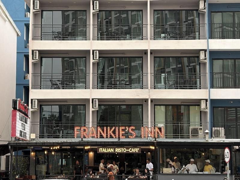 Frankie's Inn image