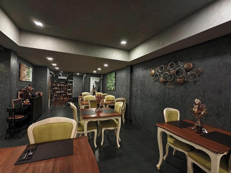 Frankie's Inn image
