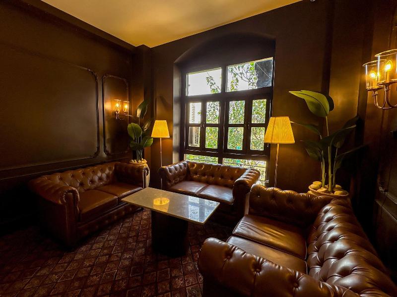 Gulf Hotel image