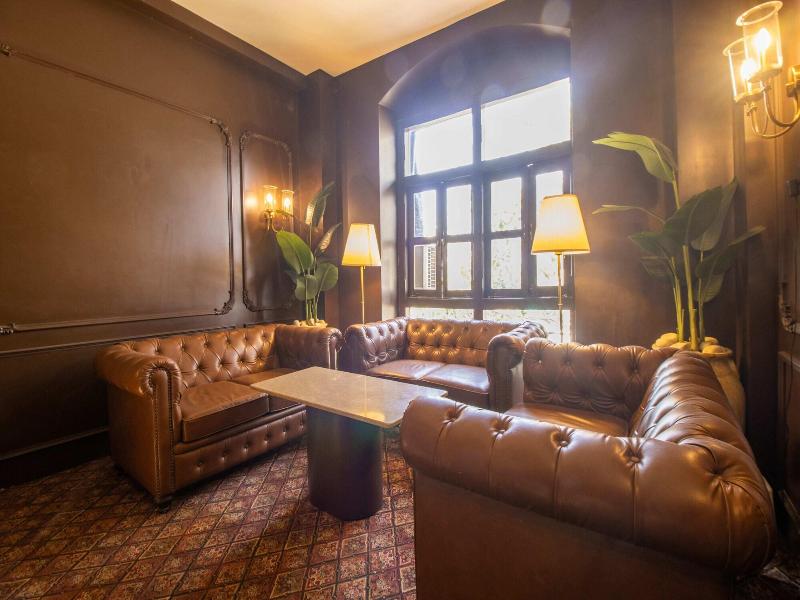 Gulf Hotel image