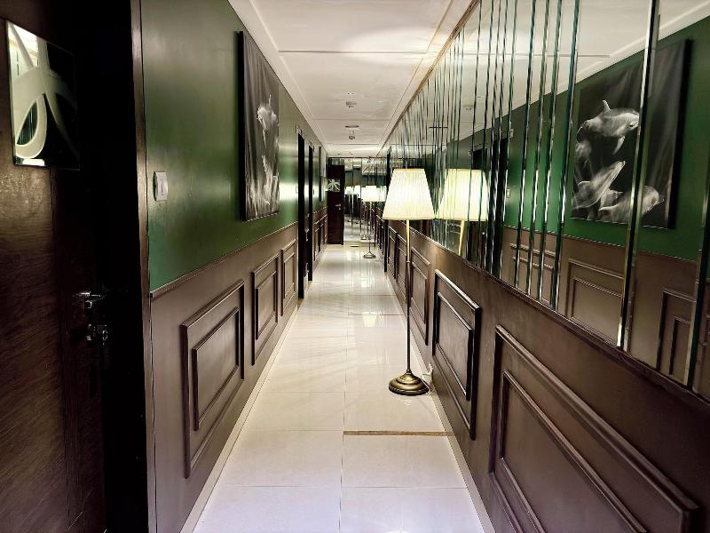 Gulf Hotel image
