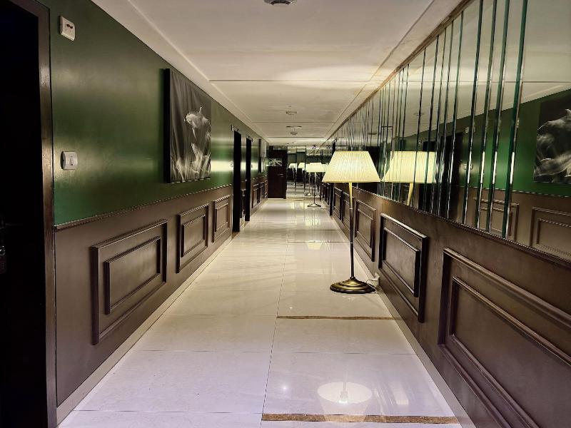 Gulf Hotel image