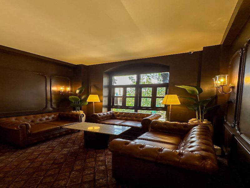 Gulf Hotel image